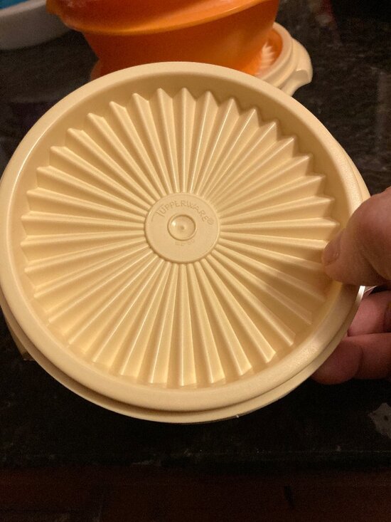 3x Tupperware Containers - Picture 6 of 6